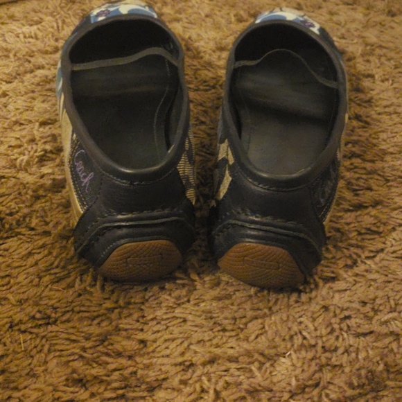 Designer flats - Picture 3 of 3